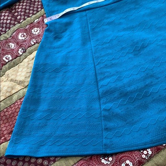 Short dress with half sleeves - Picture 5 of 7